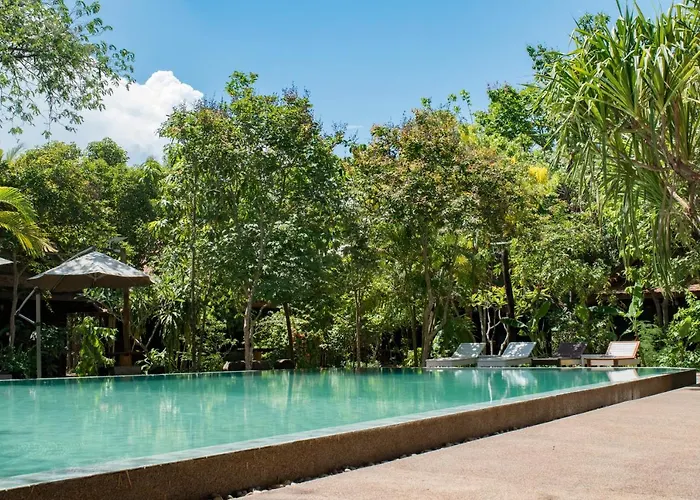 Resort Palm Village & Siem Reap