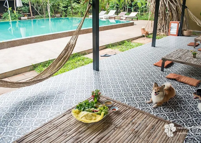 Palm Village & Resort 4*