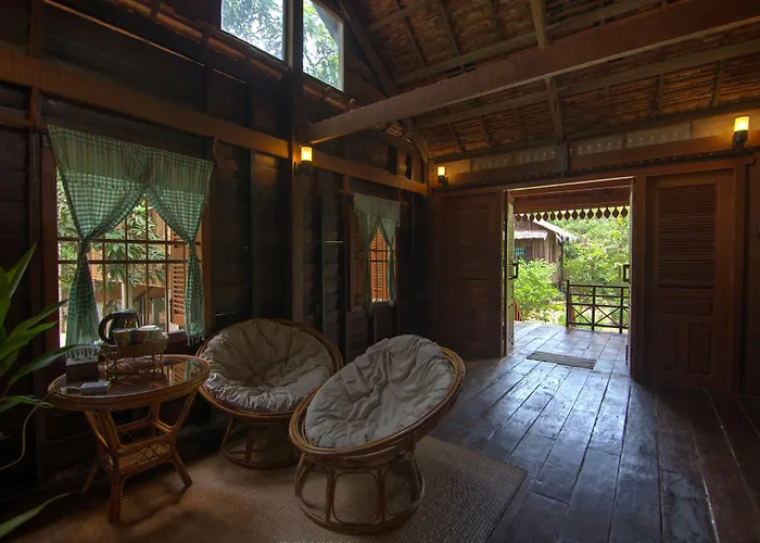 Palm Village & Siem Reap