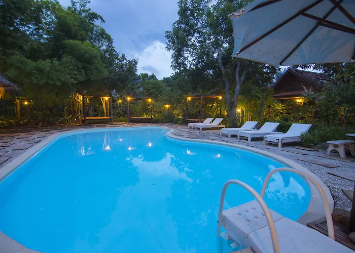 Palm Village & Resort 4*