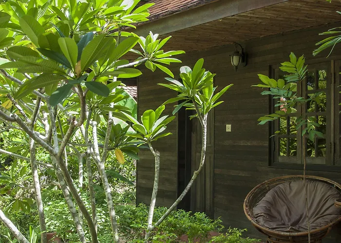 Palm Village & Siem Reap